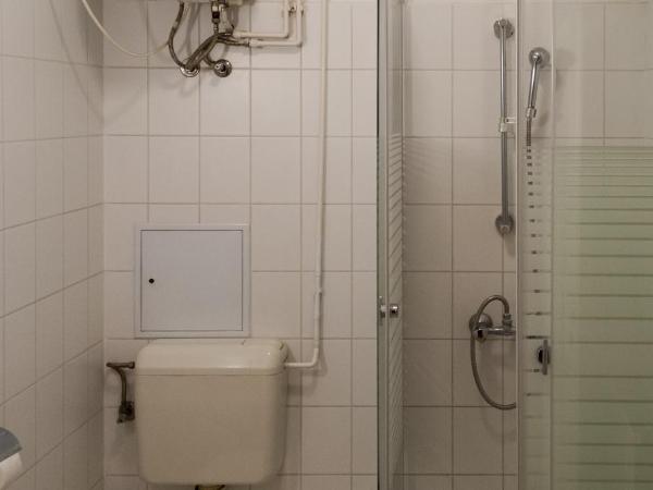 Broadway City Guesthouse : photo 3 de la chambre chambre familiale