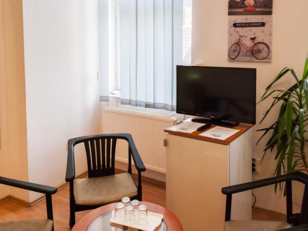 Broadway City Guesthouse : photo 4 de la chambre chambre familiale