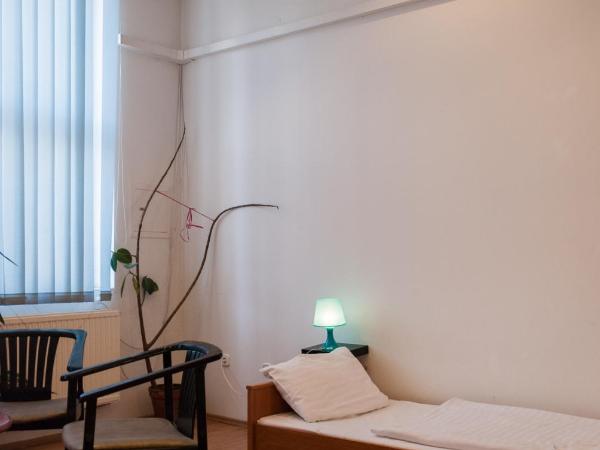 Broadway City Guesthouse : photo 6 de la chambre chambre familiale