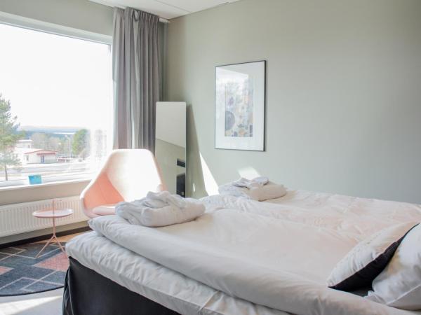 Frösö Park Hotel : photo 1 de la chambre suite lit king-size