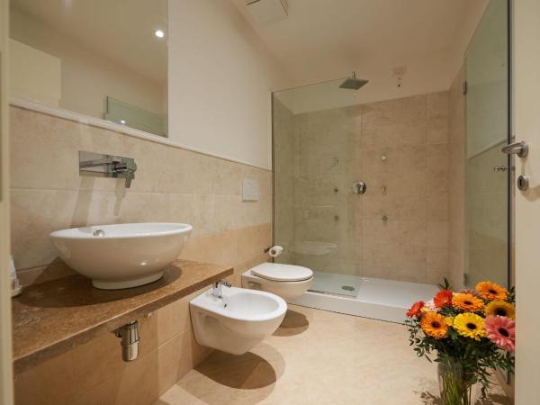 B&B Le Stanze del Duomo : photo 2 de la chambre chambre triple supérieure