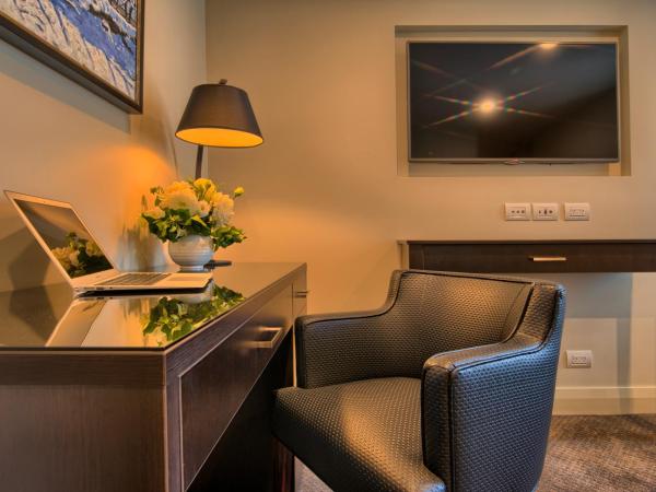 Canberra Rex Hotel : photo 5 de la chambre suite lit king-size