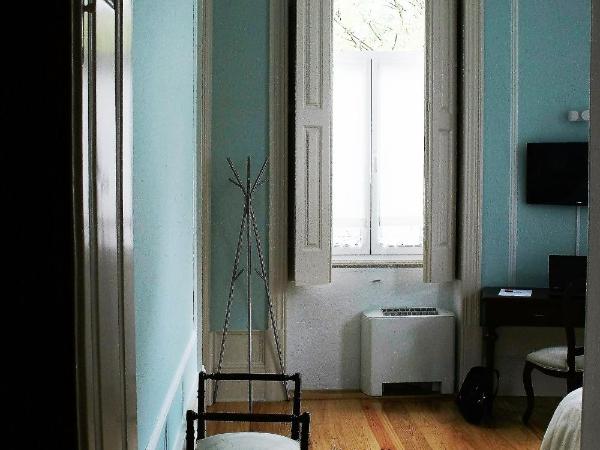 Dukes Corner Guest House : photo 10 de la chambre suite familiale avec balcon