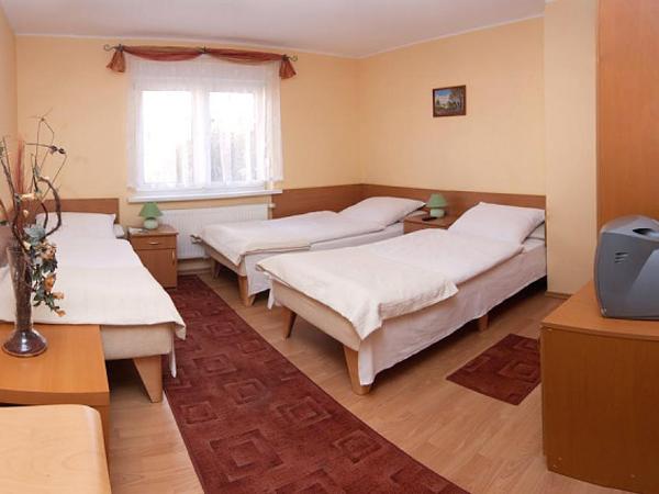 Dom Gościnny Pod Brzozami : photo 1 de la chambre chambre triple