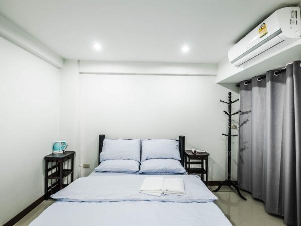 Don Muang Hotel : photo 3 de la chambre hébergement Économique