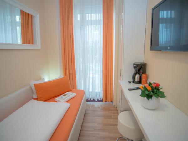 City Guesthouse Pension Berlin : photo 2 de la chambre chambre simple