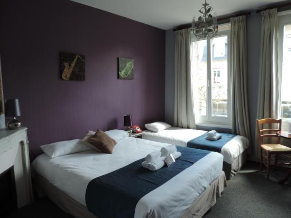 Hôtel Le Chantilly : photo 2 de la chambre chambre triple supérieure
