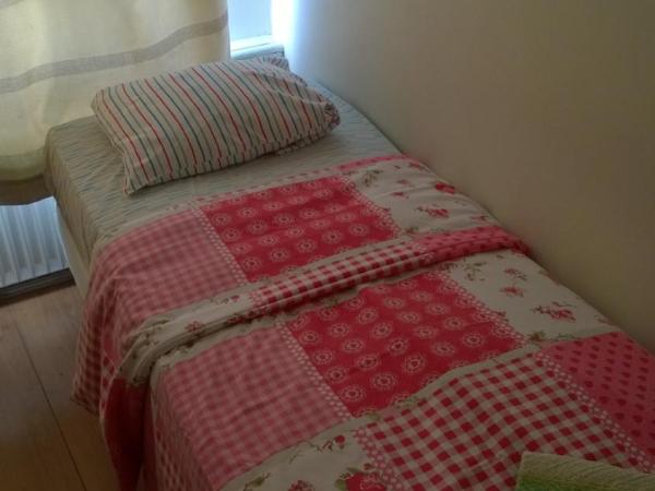 Hotel Tamara : photo 4 de la chambre chambre simple avec salle de bains commune