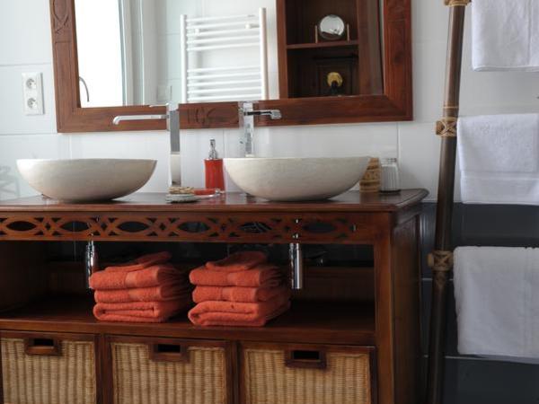 Au Coeur De Beauvais : photo 5 de la chambre chambre double deluxe avec douche