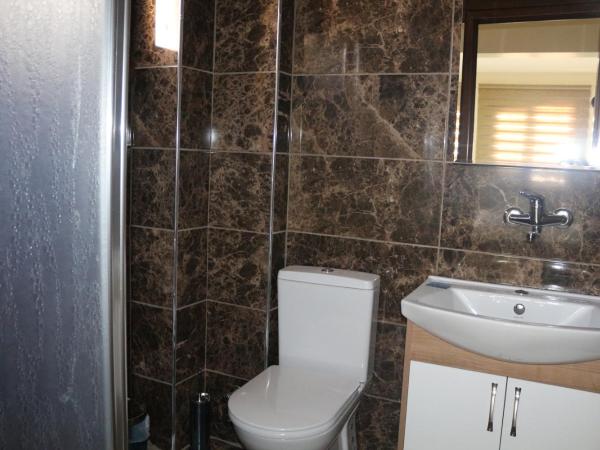 Beyoglu Huzur Hotel : photo 8 de la chambre chambre simple avec salle de bains privative