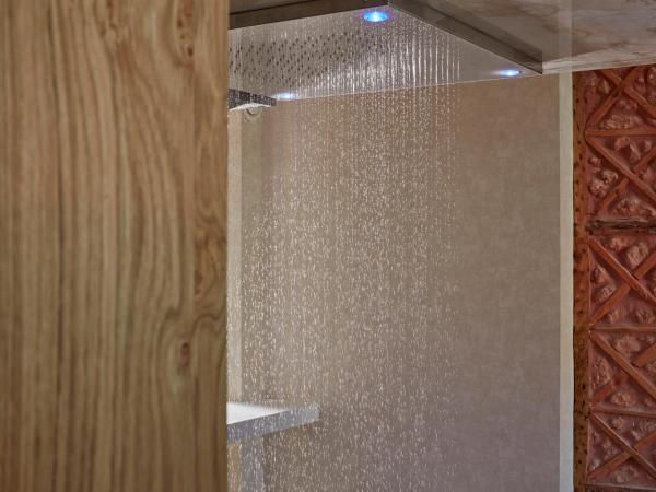 Domus Renier Boutique Hotel : photo 5 de la chambre suite lune de miel avec balcon interne - vue sur mer