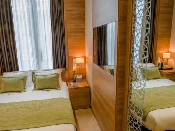 Grand Hotel Downtown : photo 3 de la chambre petite chambre double