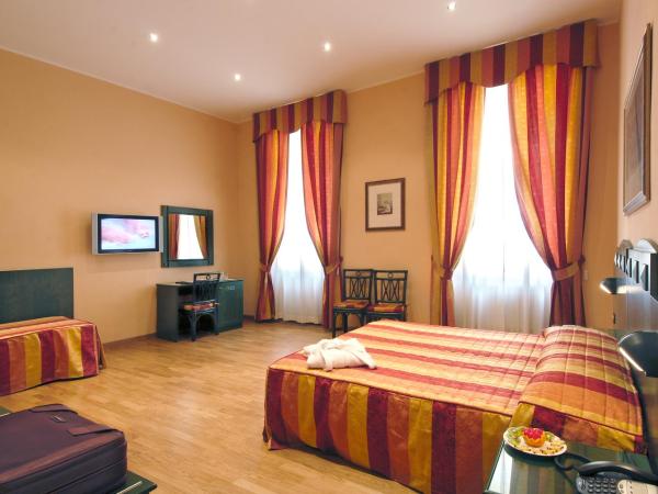 Hotel Bologna : photo 1 de la chambre chambre triple