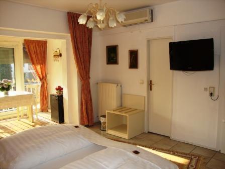 Haus Mooren, Hotel Garni : photo 5 de la chambre chambre double avec jardin d'hiver