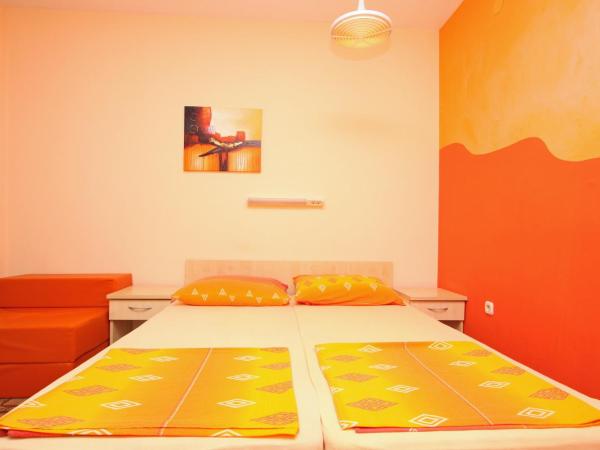 Apartments and Rooms Vesna Novalja : photo 3 de la chambre chambre double avec salle de bains privative