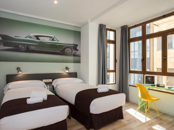 Casual Vintage Valencia : photo 2 de la chambre chambre lits jumeaux