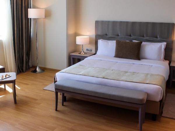 Mogador Marina : photo 3 de la chambre chambre exécutive lit queen-size