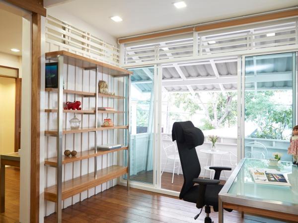 Uncle Loy's Boutique House : photo 3 de la chambre chambre lits jumeaux avec balcon