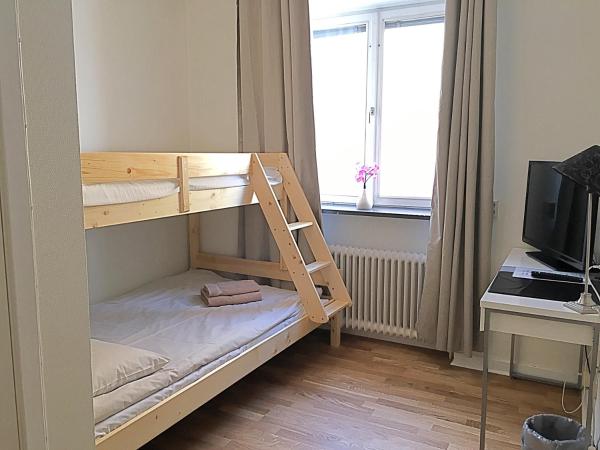 Hotell Linden : photo 4 de la chambre grande chambre familiale