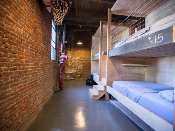 PodShare DTLA : photo 1 de la chambre lit superposé dans dortoir mixte