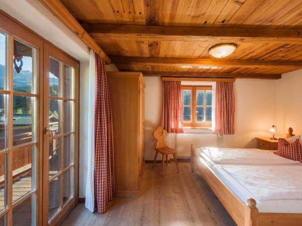 Landhotel Vordergrub : photo 4 de la chambre chambre double avec balcon