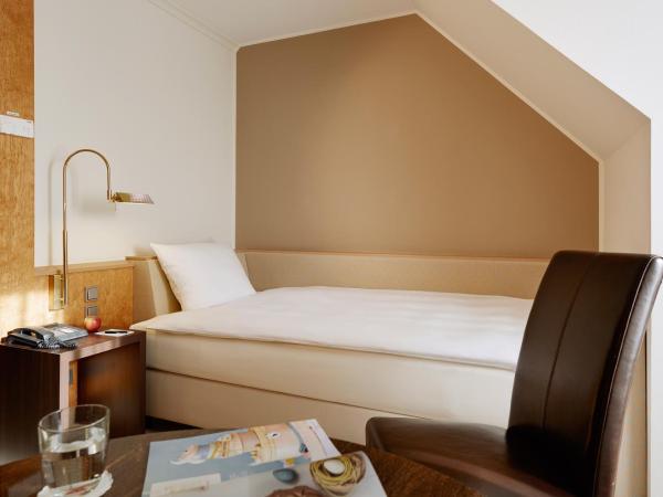 Lindner Hotel Dusseldorf Airport, part of JdV by Hyatt : photo 6 de la chambre chambre simple