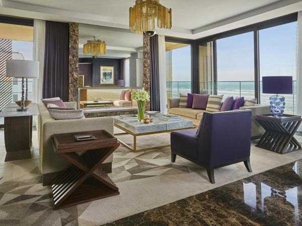 Four Seasons Hotel Casablanca : photo 3 de la chambre suite impériale avec lit king-size - vue sur océan