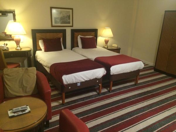 Britannia Bournemouth Hotel : photo 1 de la chambre chambre lits jumeaux supérieure