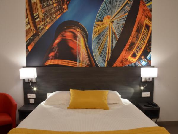 Logis Hôtel - La Chambre d'Amiens : photo 6 de la chambre chambre double