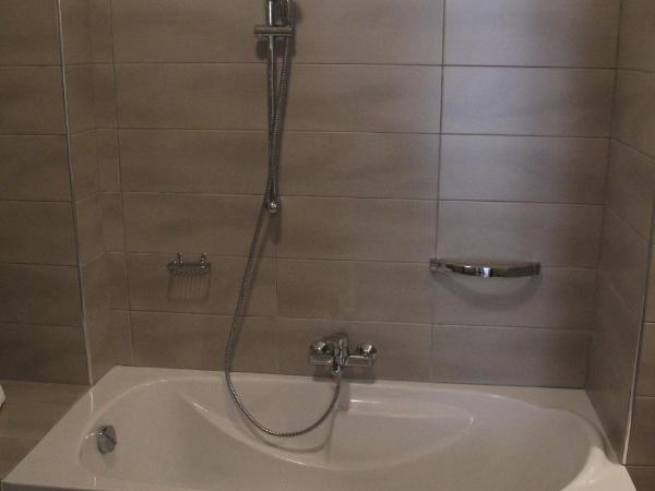 Hôtel Sampiero Corso : photo 7 de la chambre chambre double supérieure avec balcon