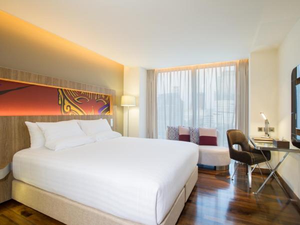 Novotel Bangkok Sukhumvit 20 : photo 4 de la chambre chambre lit king-size de luxe - Étage Éxécutif