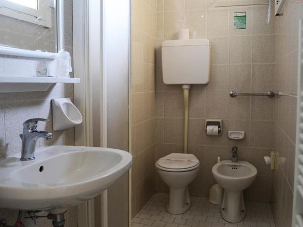 Hotel Dei Platani : photo 6 de la chambre chambre triple standard