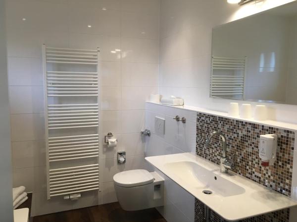 Hotel Villa Solln : photo 6 de la chambre studio avec terrasse