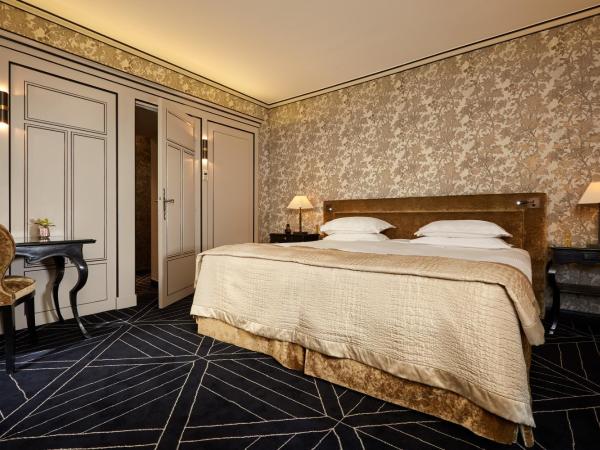 Le Pavillon de la Reine & Spa, Place des Vosges : photo 4 de la chambre chambre deluxe double ou lits jumeaux