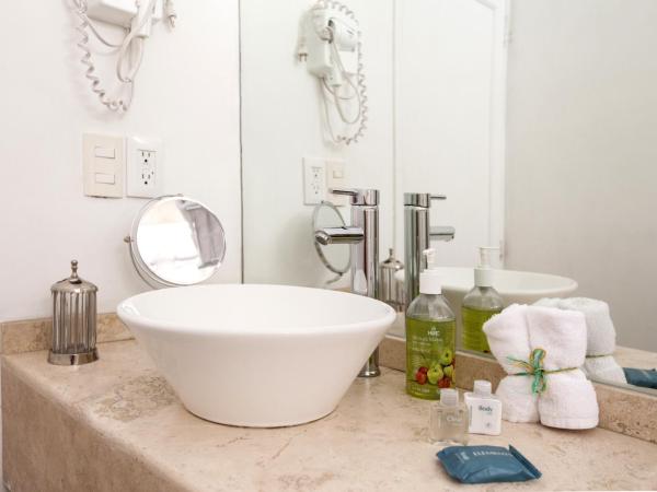 Hotel Casa Condesa Amatlan 84 : photo 6 de la chambre chambre double avec 2 lits doubles