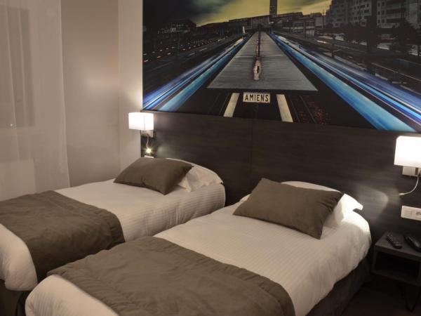 Logis hôtel - La Chambre D'Amiens : photo 2 de la chambre chambre double ou lits jumeaux