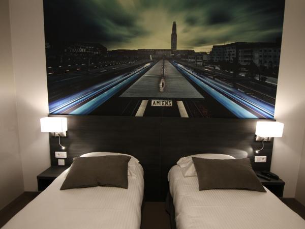 Logis hôtel - La Chambre D'Amiens : photo 7 de la chambre chambre double ou lits jumeaux