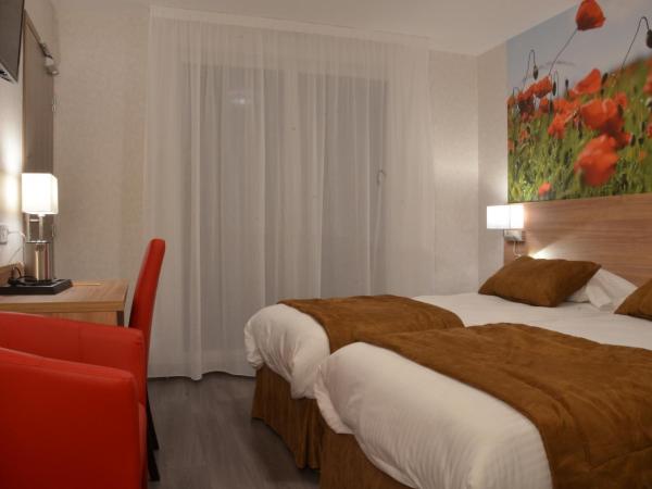 Logis hôtel - La Chambre D'Amiens : photo 3 de la chambre chambre double ou lits jumeaux avec balcon