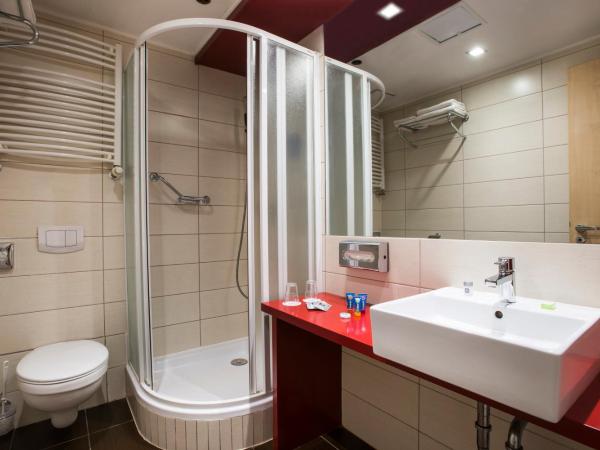 Promenade City Hotel : photo 3 de la chambre chambre simple