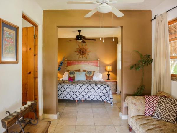 The Bungalows Hotel : photo 2 de la chambre suite lune de miel