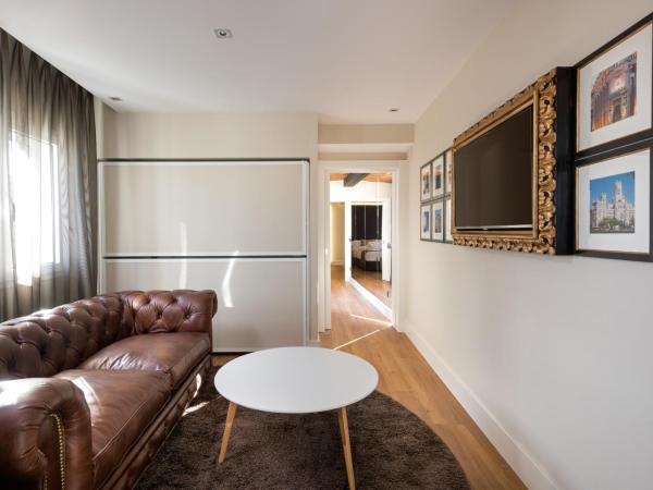 Catalonia Gran Vía Madrid : photo 4 de la chambre suite avec terrasse et bain à remous