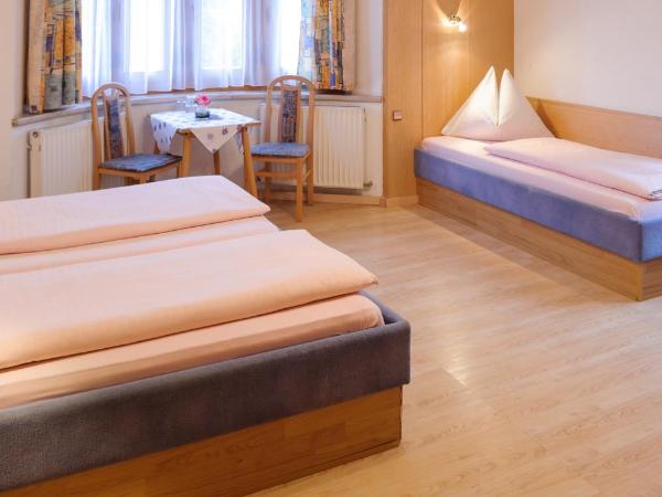 Hotel Tautermann : photo 5 de la chambre chambre triple