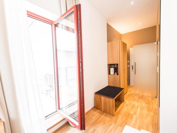 Göttfried - essen trinken schlafen : photo 4 de la chambre chambre double confort avec balcon