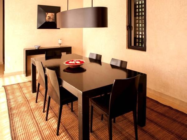 Al Maaden Villa Hotel & Spa : photo 4 de la chambre villa 2 chambres avec piscine sans vis-à-vis