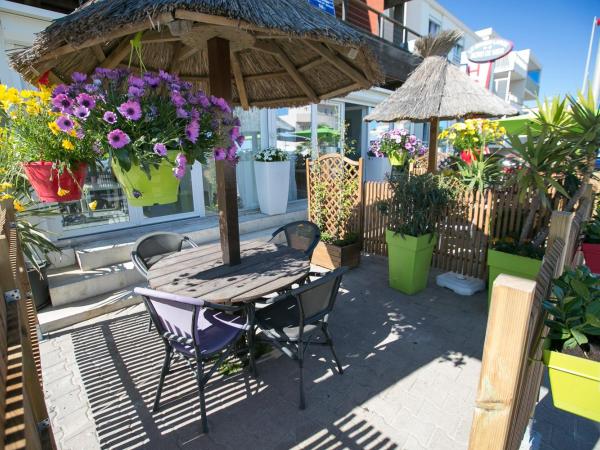 Le Grand Large Bord de Mer Hotel & Appartements : photo 2 de la chambre loft avec terrasse - bord de mer