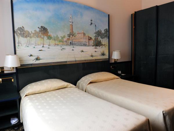 iH Hotels Milano Ambasciatori : photo 2 de la chambre chambre lits jumeaux