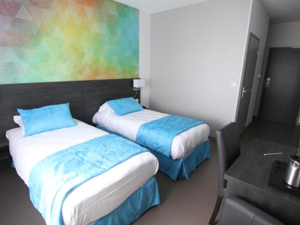 Logis hôtel - La Chambre D'Amiens : photo 4 de la chambre chambre double ou lits jumeaux