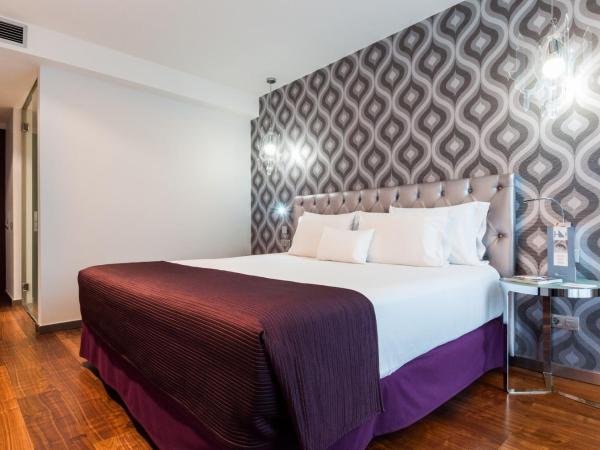 Ikonik Ramblas : photo 3 de la chambre chambre double