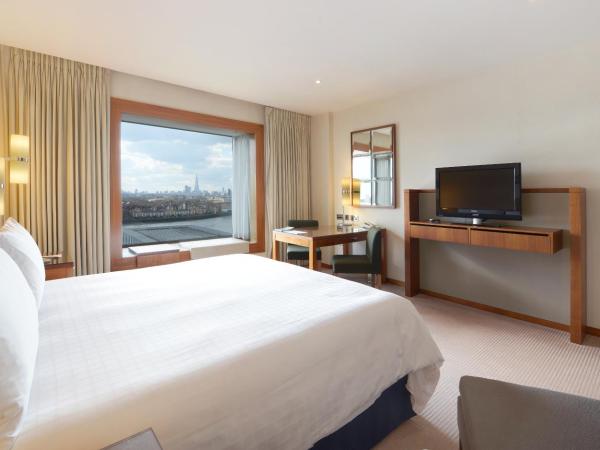 Canary Riverside Plaza Hotel : photo 1 de la chambre chambre lit king-size deluxe