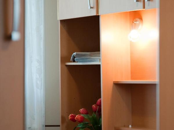 Pension Villa Maria : photo 8 de la chambre suite (4 adultes)